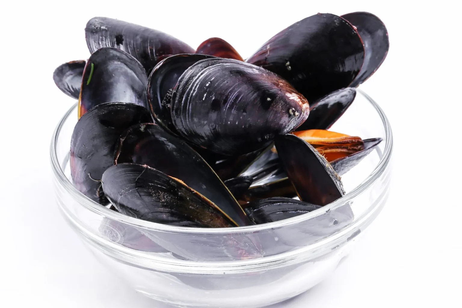 Come conservare le cozze crude, cotte e come pulirle correttamente Come conservare le cozze