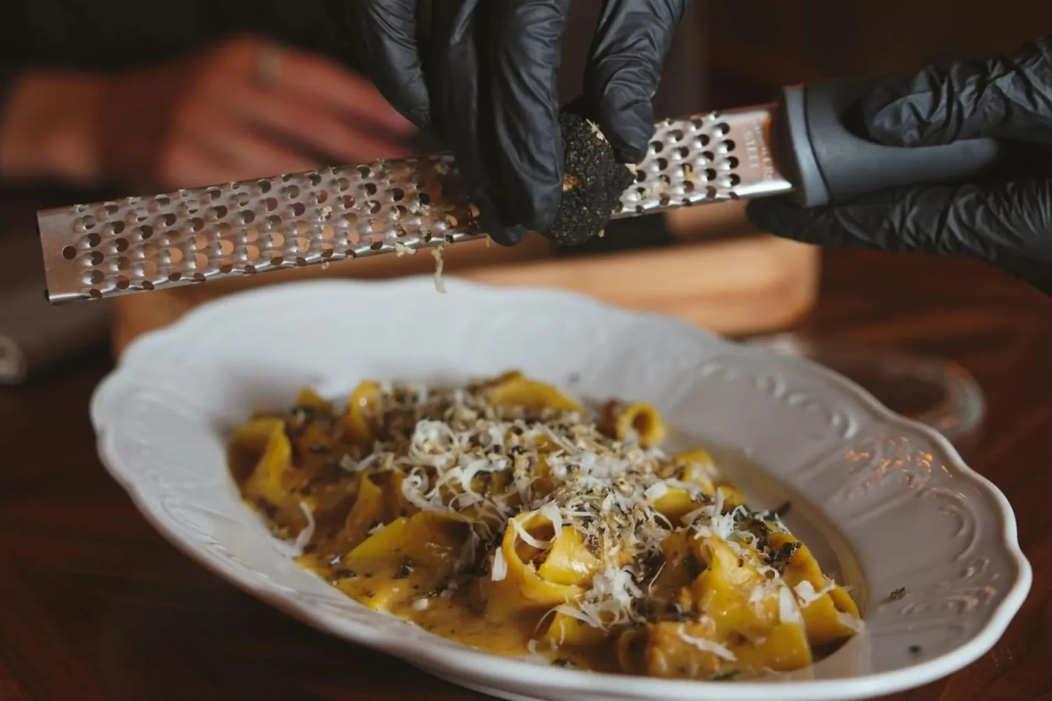 Come conservare il tartufo fresco preservandone gusto e aroma Come conservare il tartufo fresco