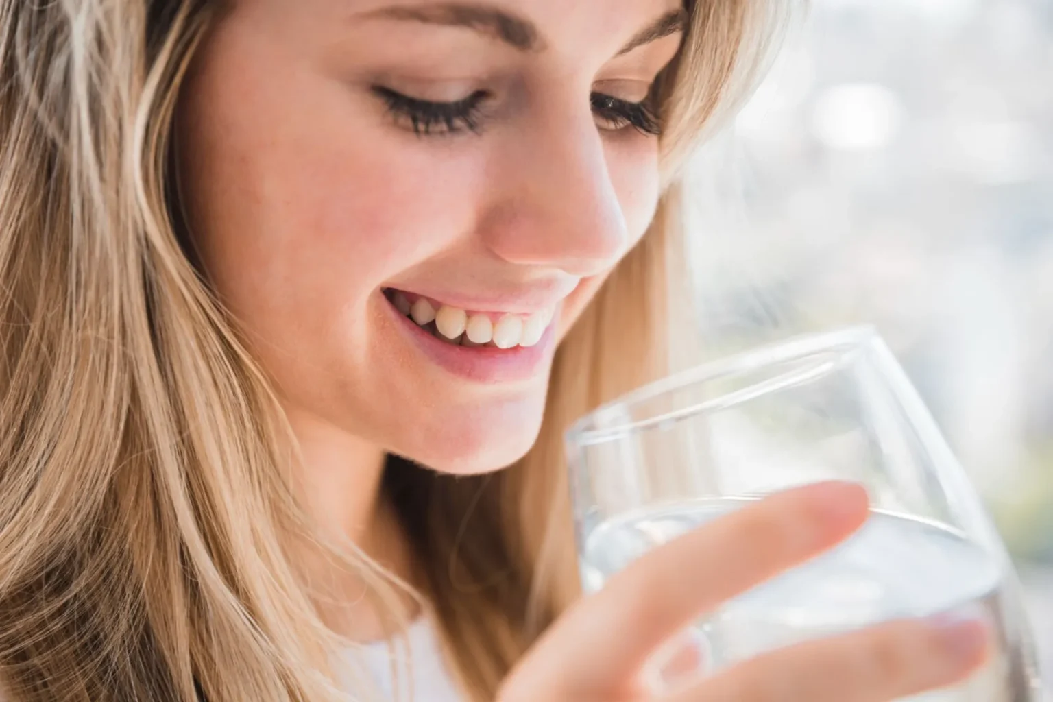 L’acqua che sembra pulita potrebbe essere piena di batteri invisibili secondo uno studio acqua che sembra pulita potrebbe essere piena di batteri