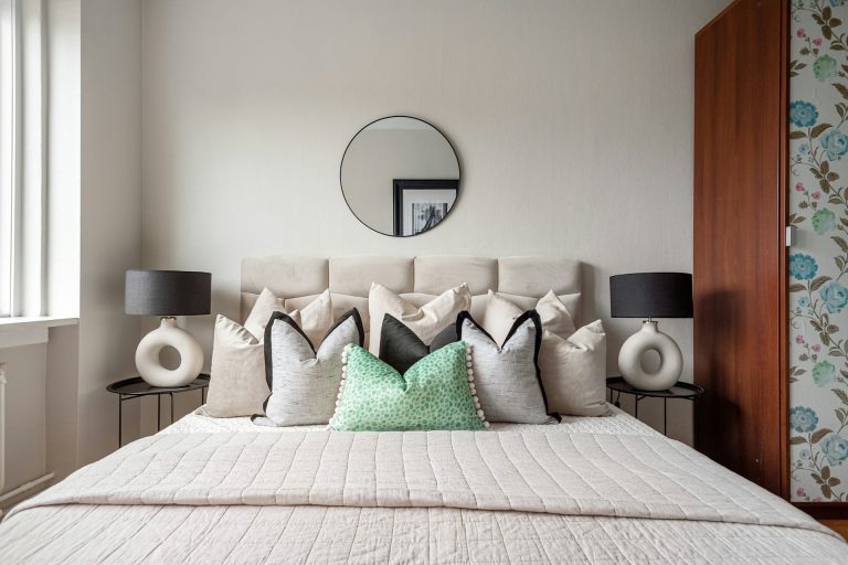 7 modi geniali per riutilizzare i vecchi cuscini invece di buttarli Cuscini in camera da letto