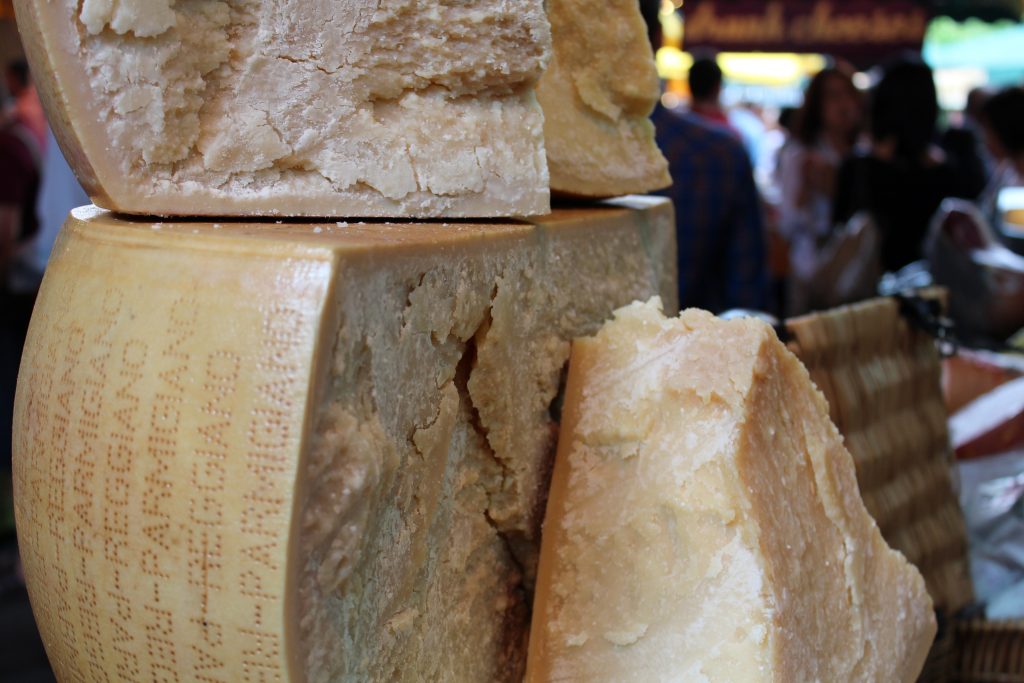 parmigiano (fonte foto pixabay)