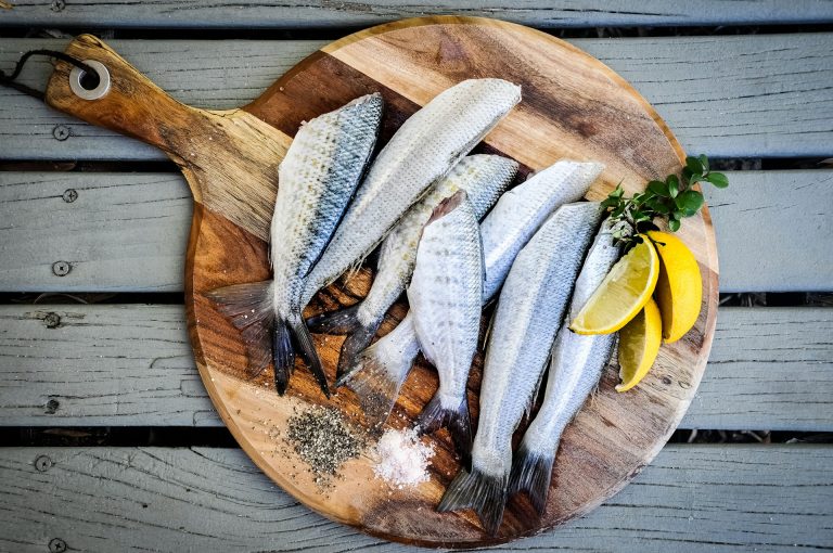 Perché ilVenerdì santo si mangia pesce e non carne? La regola antica che resiste ancora Il pesce può essere mangiato il venerdi santo