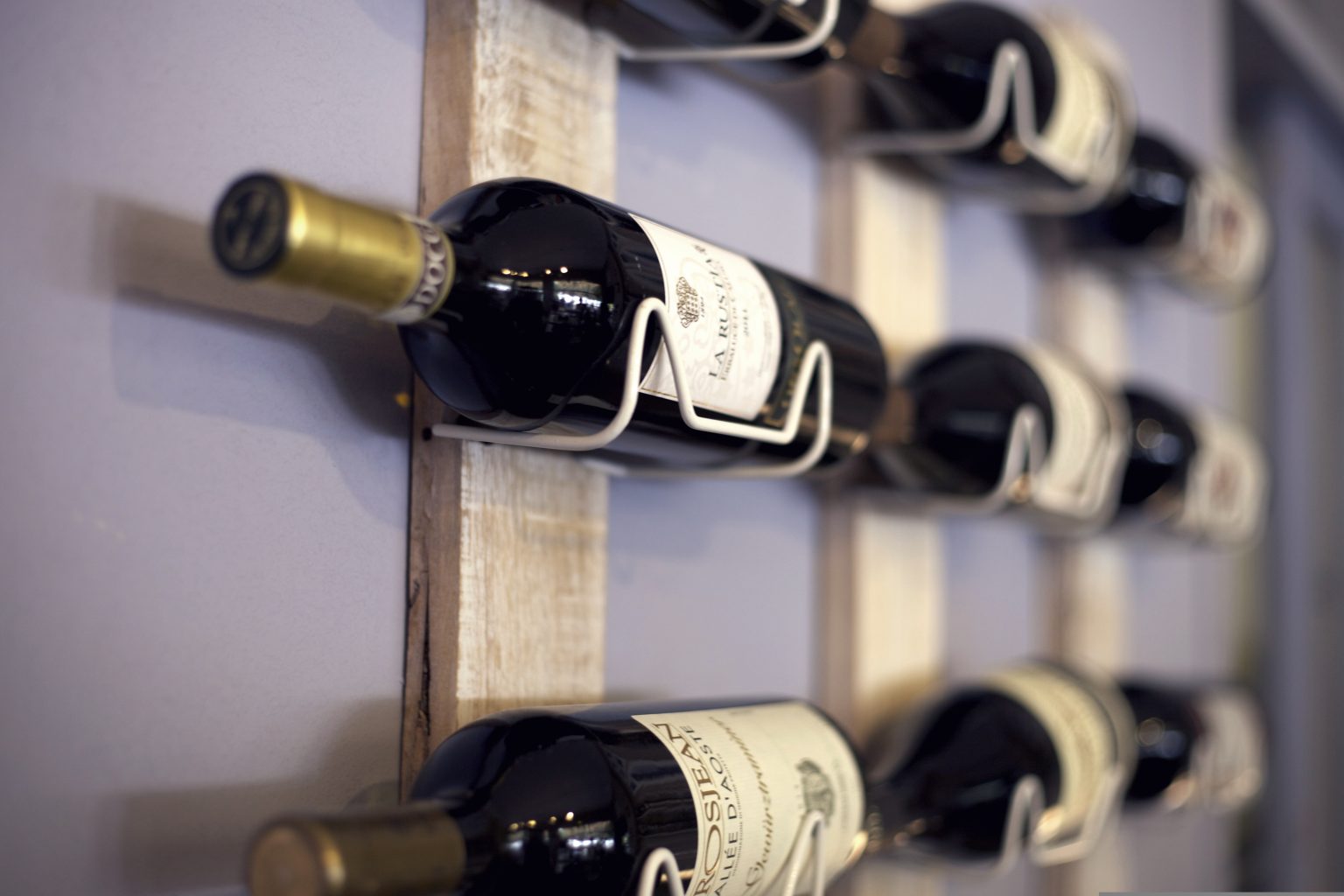 Vino avanzato: come mantenere aroma e gusto senza tappo di sughero Vino (fonte foto pixabay)