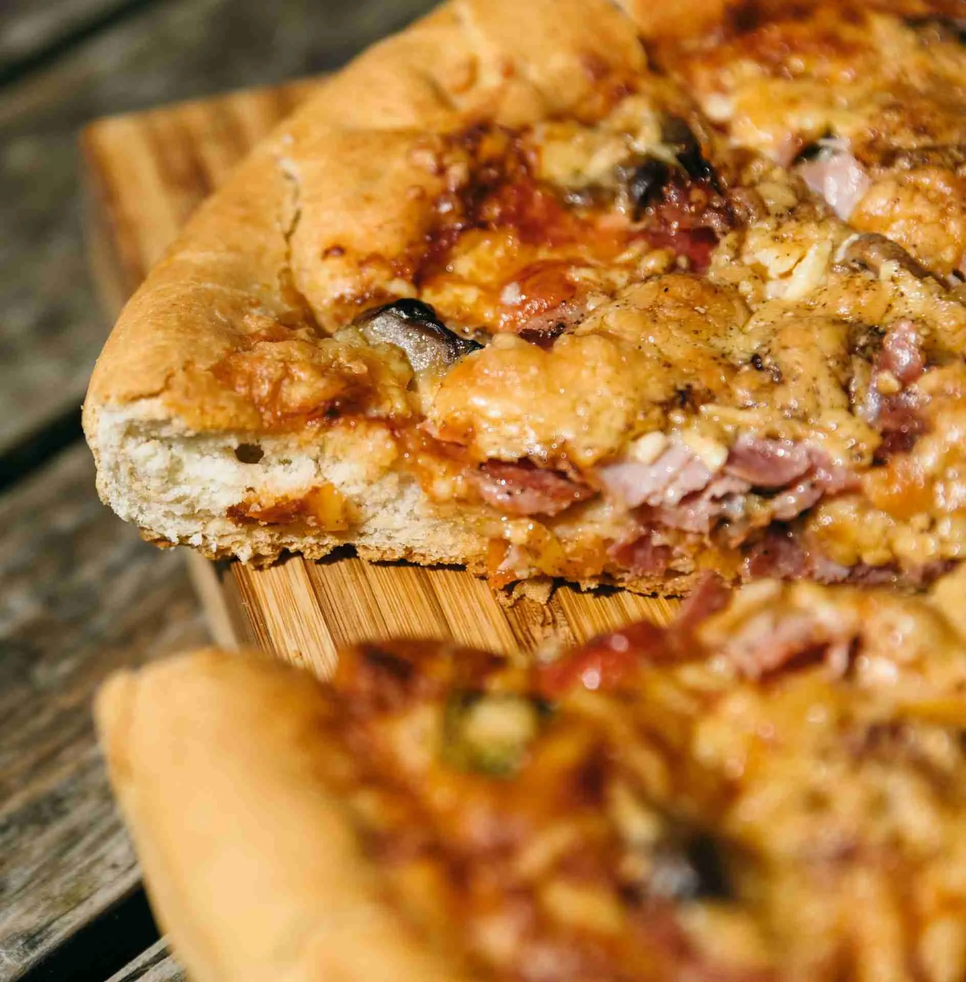 Differenza tra pizza gourmet e tradizionale