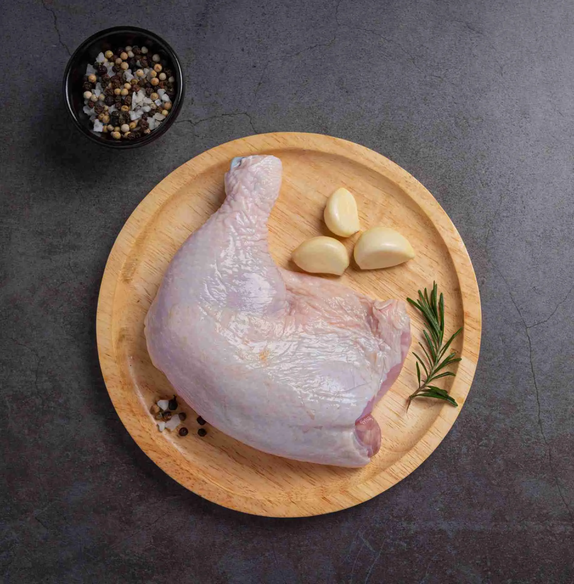 Quanto tempo è sicuro conservare il pollame crudo nel frigorifero?