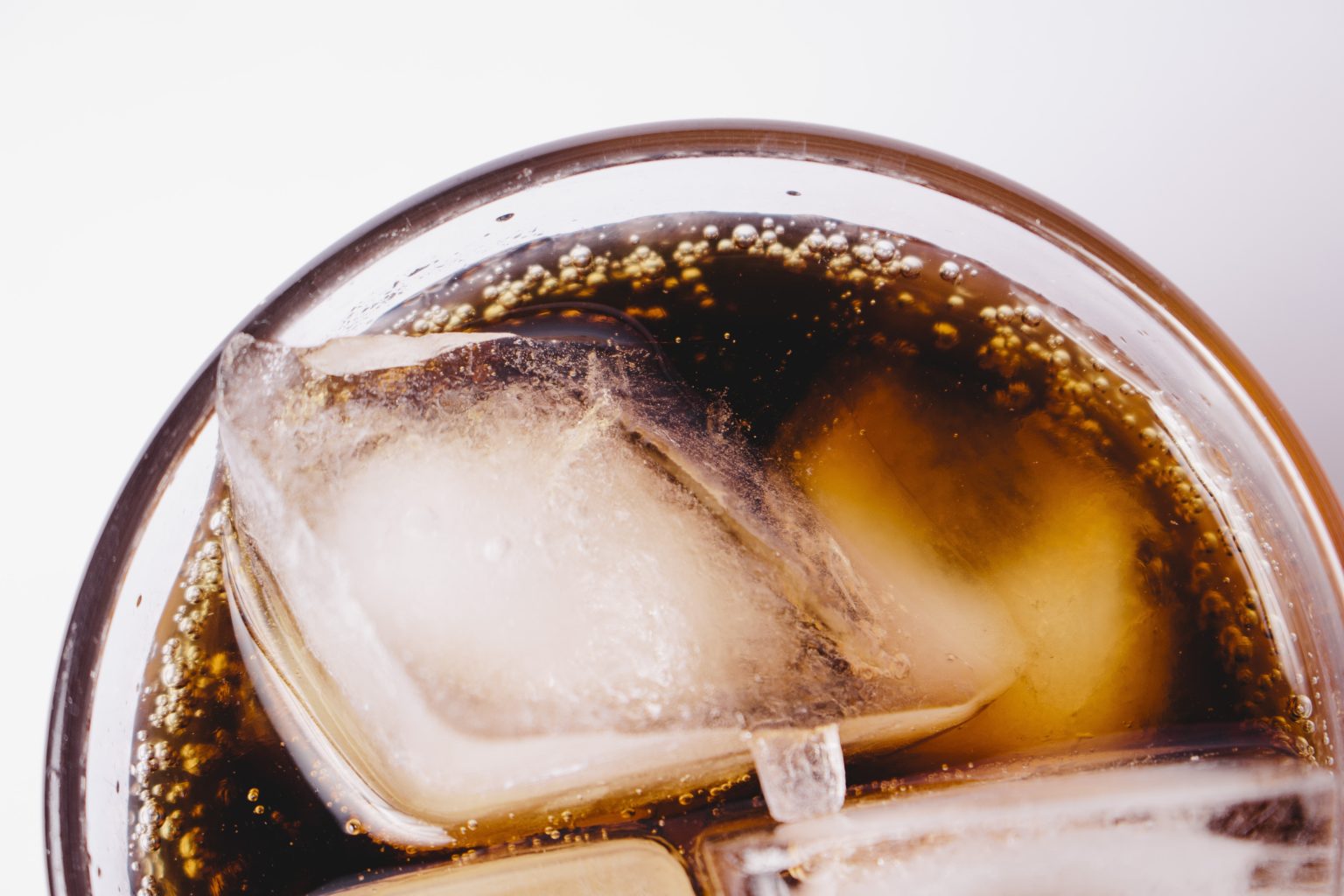 Soda in ghiaccio (fonte Pixabay)